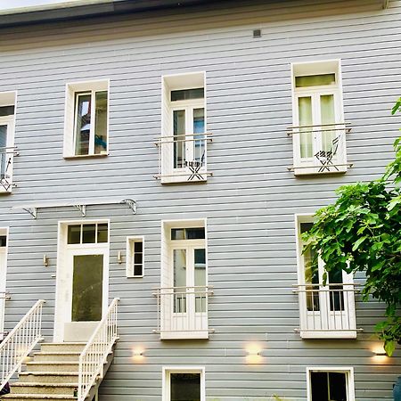 Living At Saarpartments - Adultsonly - Business & Holiday Homes With Kitchen For Long- And Short Term Stay, 3 Min To St Johanner Markt And Points Of Interest Saarbrücken Dış mekan fotoğraf